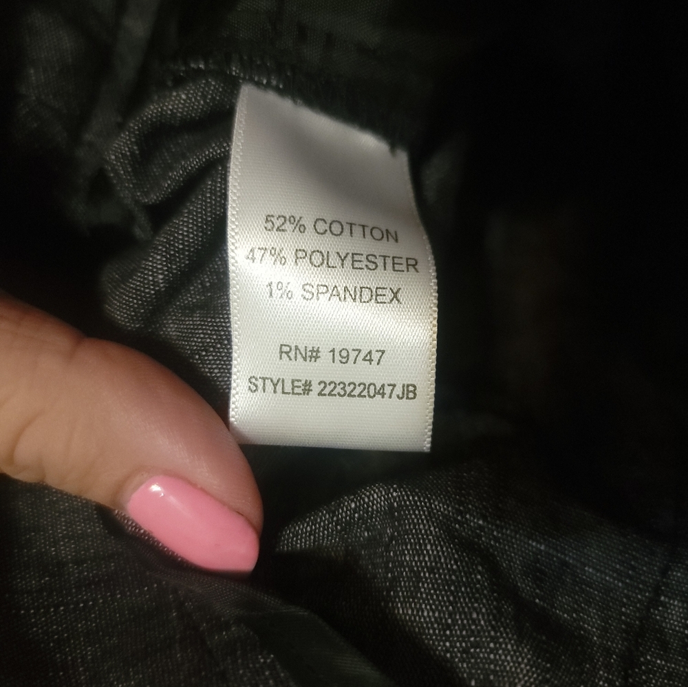 NWT CounterParts Sz 22W Cropped Pants Capris Vacation Functional - Picture 2 of 6